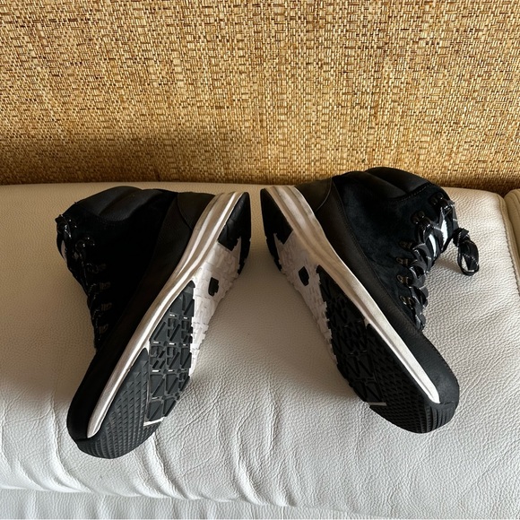 THE NORTH FACE Sneakers Size US 11, EU 44.5. Made in Vietnam. - Picture 7 of 12